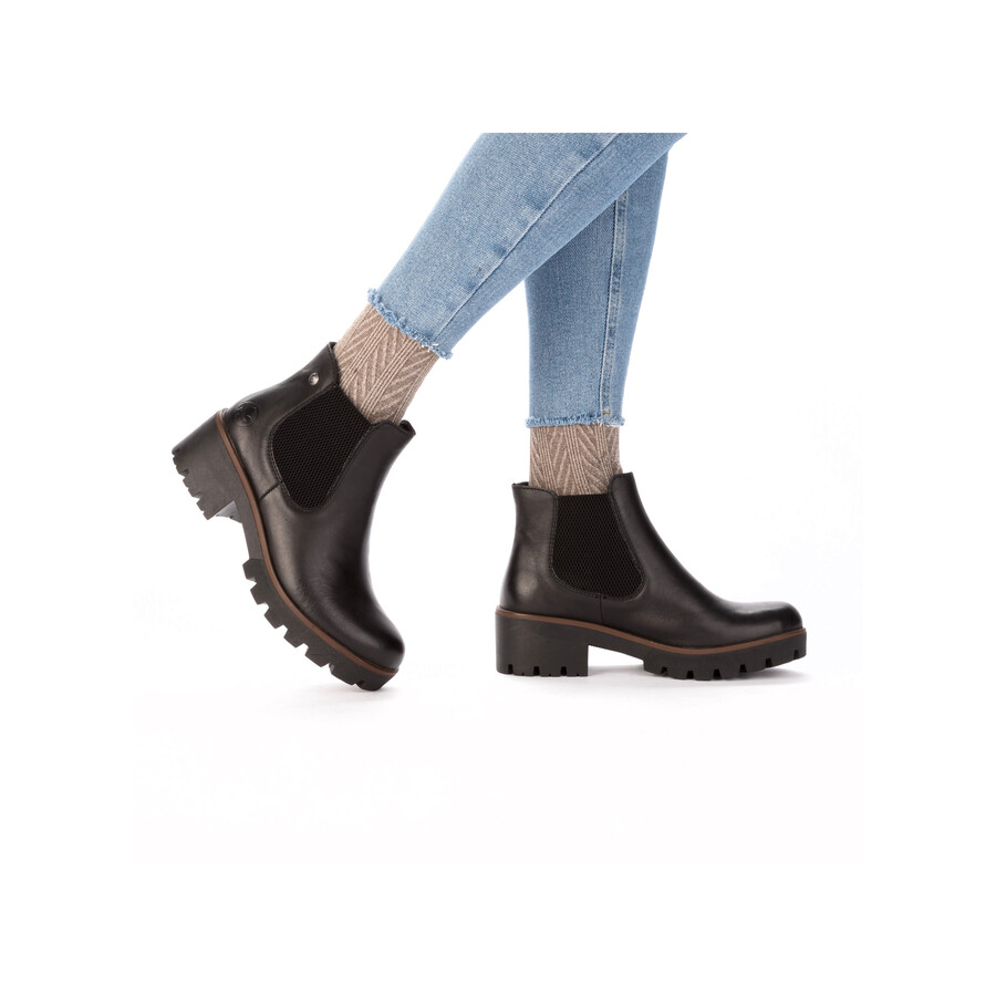 bottes noires élastiques pour femmes rieker 79265-03